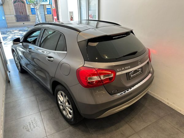 Mercedes Benz Gla180 - Imagen 10