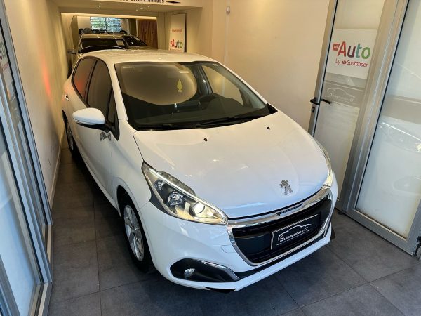 Peugeot 208 1.2 Active 5p - Imagen 9