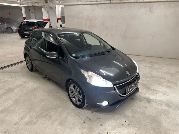 Peugeot 208 1.2 Active 5p - Imagen 9