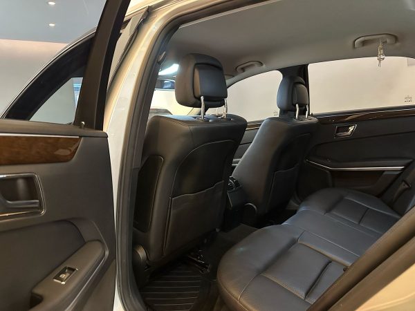 Mercedes Benz E200 Blueefficiency - Imagen 18