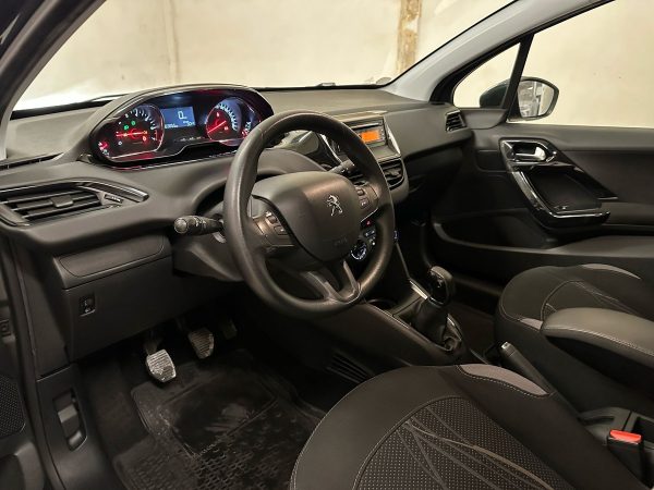 Peugeot 208 1.2 Active 5p - Imagen 13