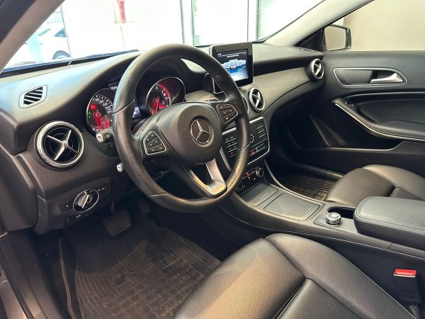 Mercedes Benz Gla180 Blueefficiency - Imagen 13