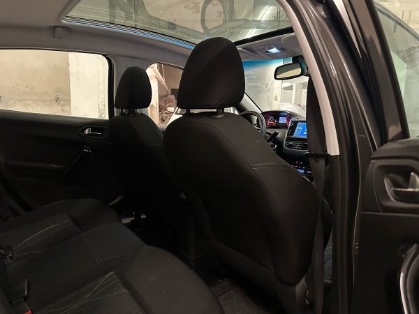 Peugeot 208 1.2 Active 5p - Imagen 14