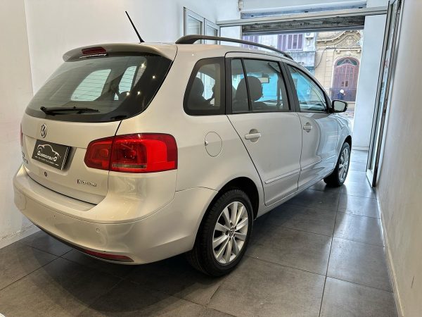 Volkswagen Suran 1.6 Imotion Highline 11c - Imagen 6