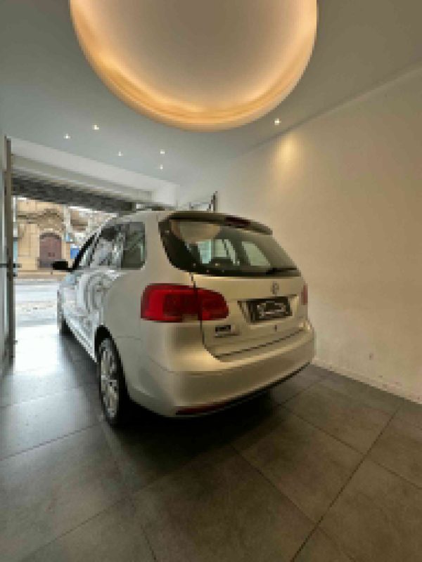 Volkswagen Suran 1.6 Imotion Highline 11c - Imagen 17