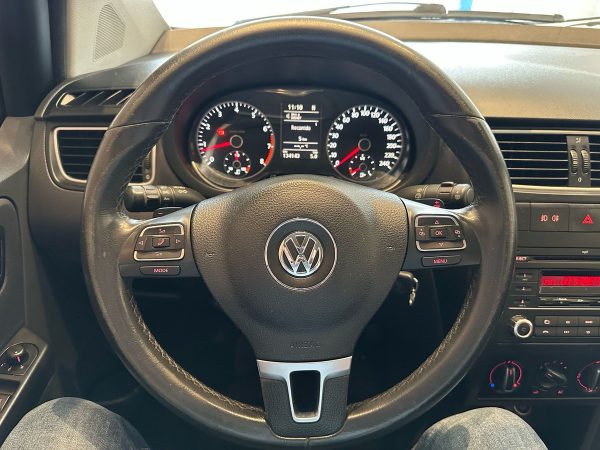 Volkswagen Suran 1.6 Imotion Highline 11c - Imagen 14