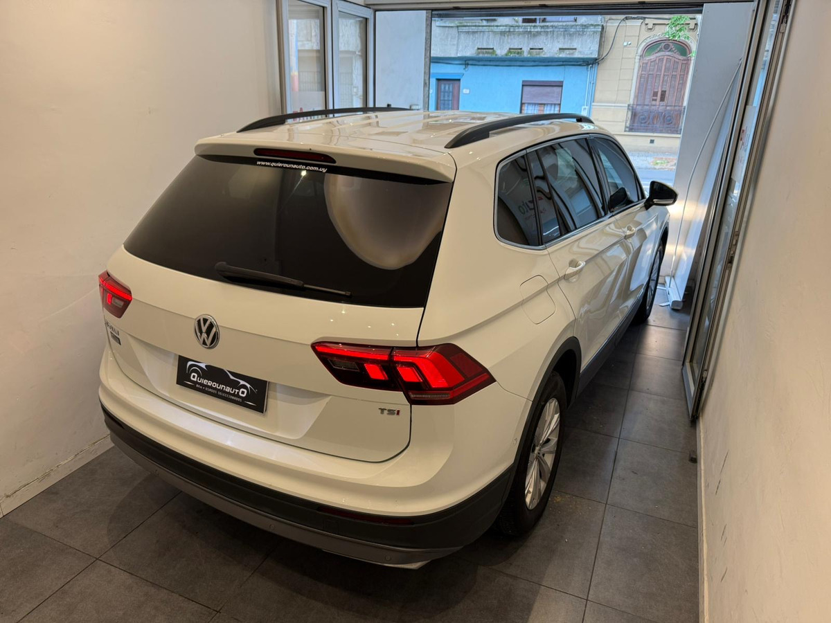 Volkswagen Tiguan 1.4 Tsi Comfortline At 7pas - Imagen 12