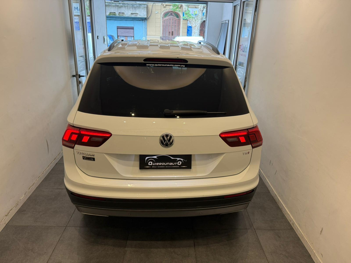 Volkswagen Tiguan 1.4 Tsi Comfortline At 7pas - Imagen 11