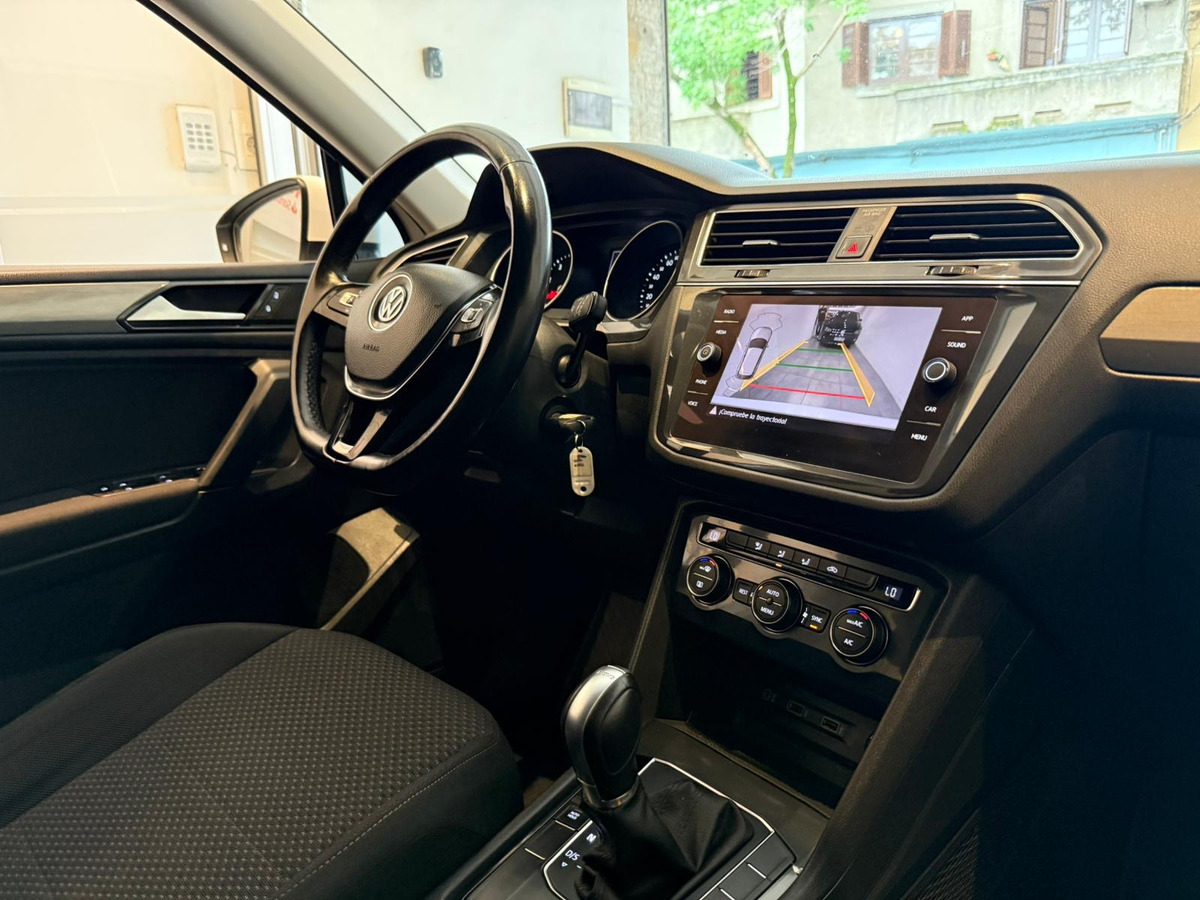 Volkswagen Tiguan 1.4 Tsi Comfortline At 7pas - Imagen 15