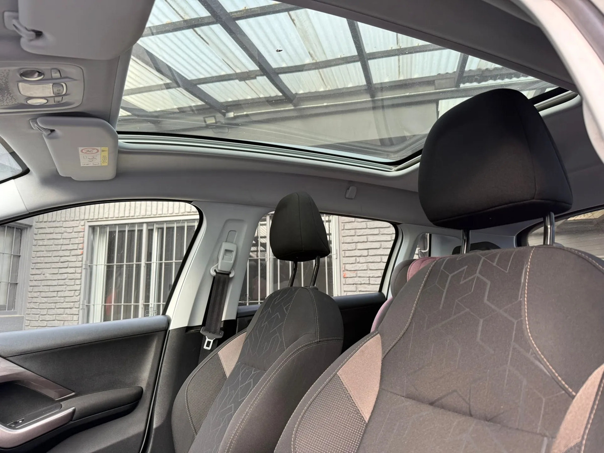 Peugeot 2008 Active Pack 1.6 Liso At. - Imagen 16