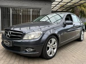 Mercedes Benz C300 3.0 V6 Avantgarde 231hp At.