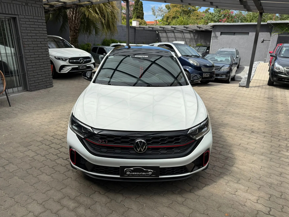 Volkswagen Vento 2.0 Tsi Gli 211cv App Connect + Nav - Imagen 8