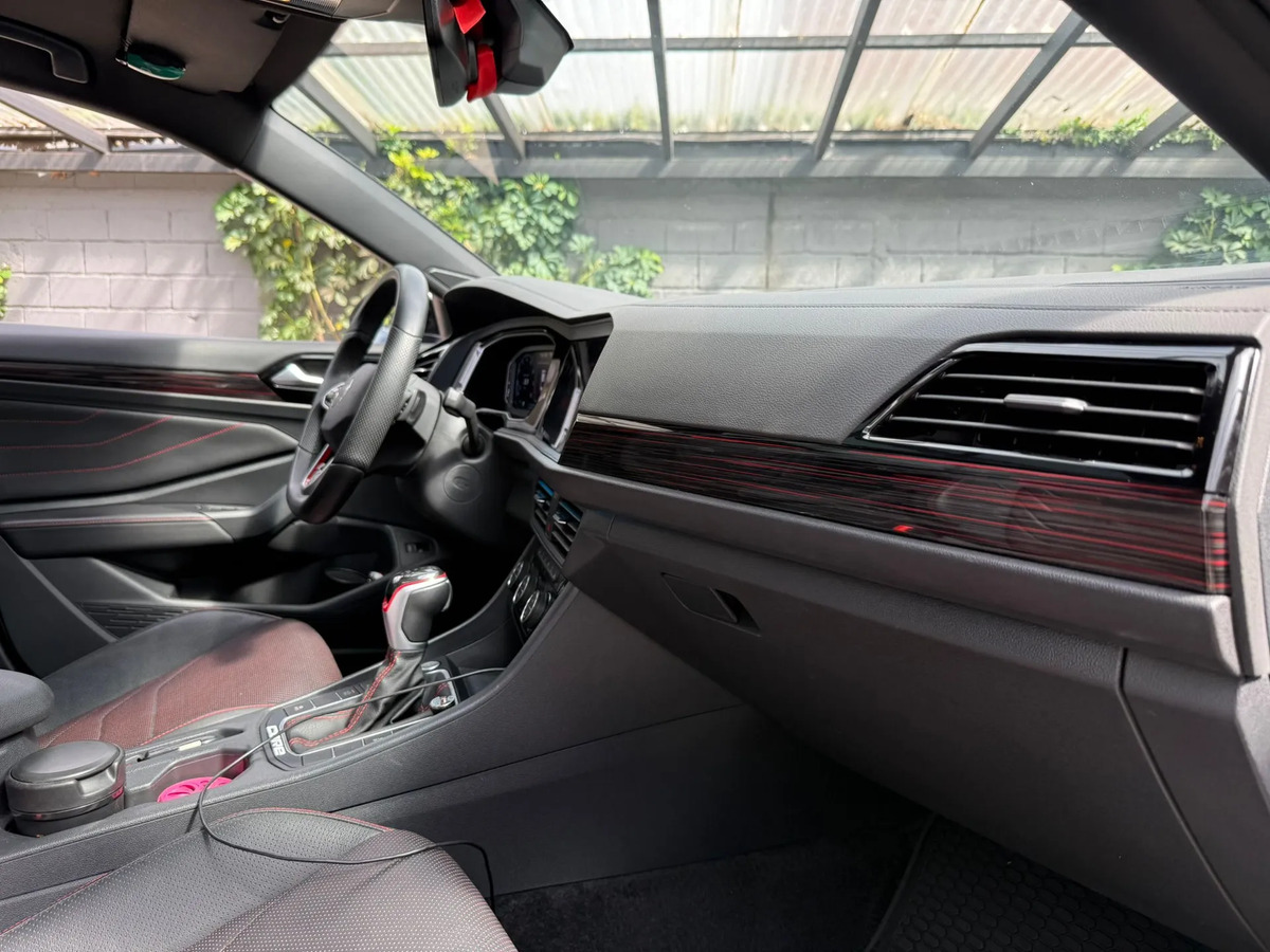 Volkswagen Vento 2.0 Tsi Gli 211cv App Connect + Nav - Imagen 18