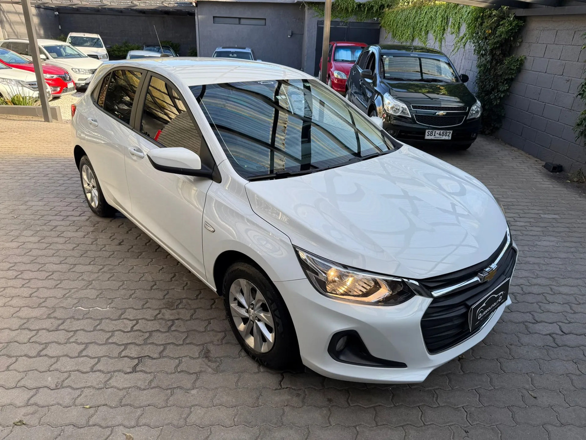 Chevrolet Onix 1.0t Hb Ltz - Imagen 9