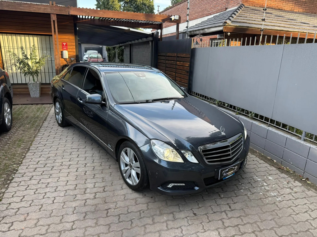 Mercedes Benz 3.0 E300 V6 231hp Avantgarde A/t - Imagen 9
