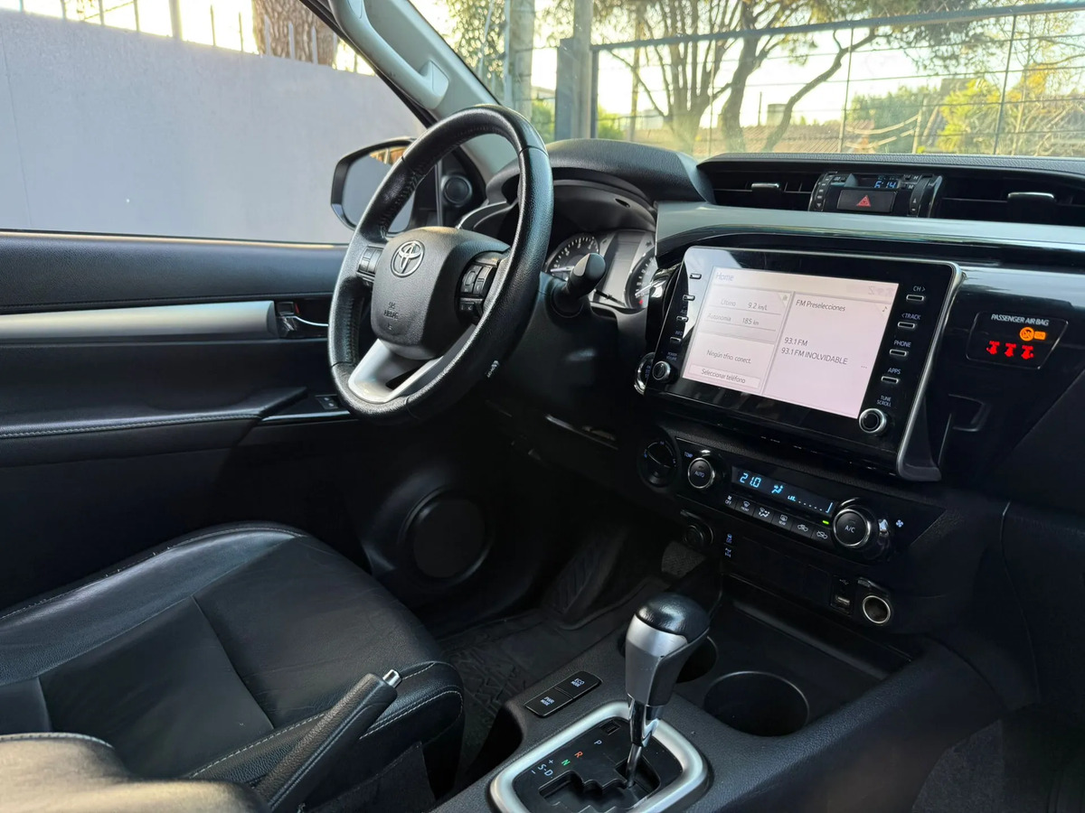 Toyota Hilux 2.8 Tdi Cd Srv Plus 4x4 At Tss - Imagen 19