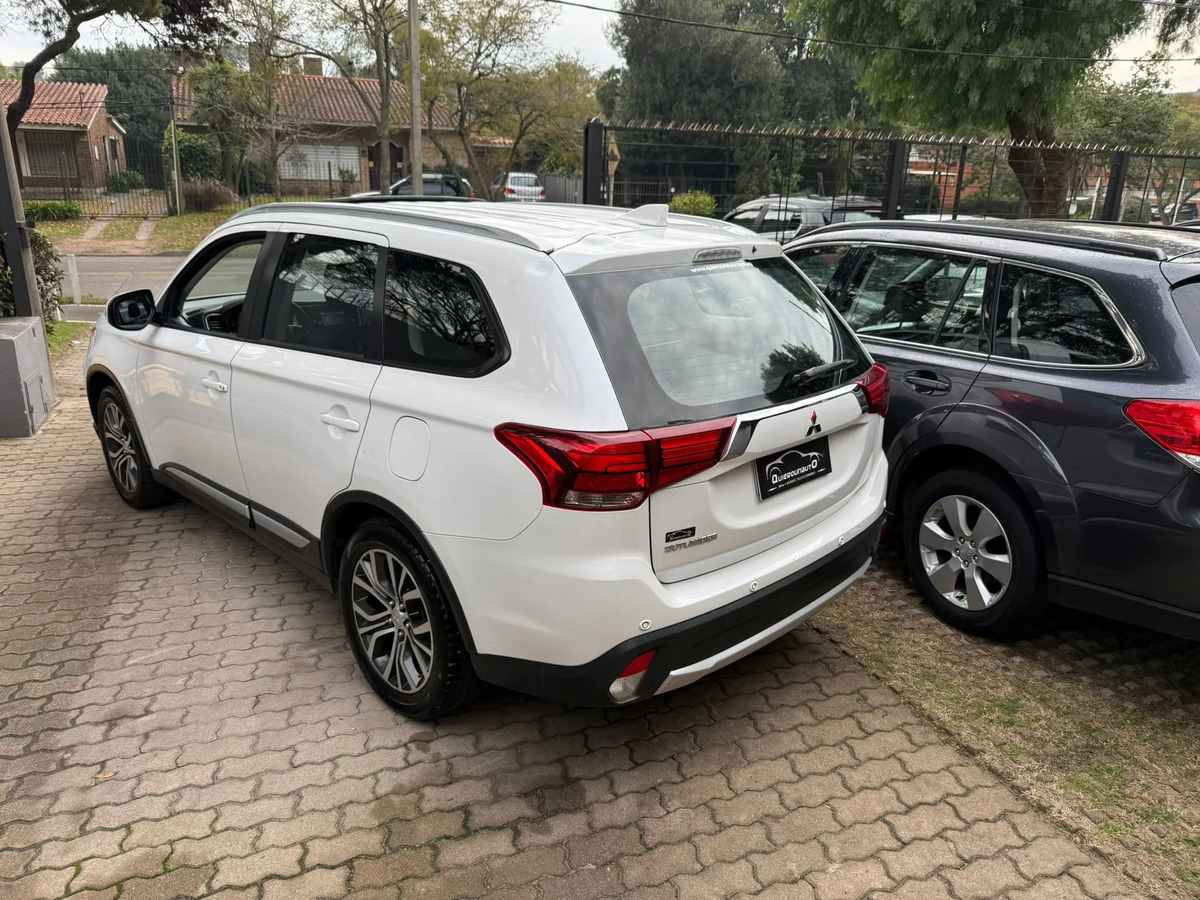 Mitsubishi Outlander 2.0 Gls At - Imagen 10