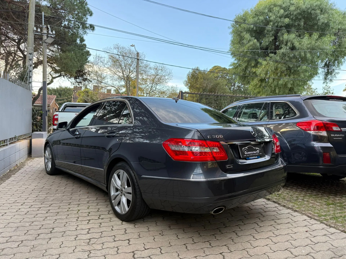 Mercedes Benz 3.0 E300 V6 231hp Avantgarde A/t - Imagen 4