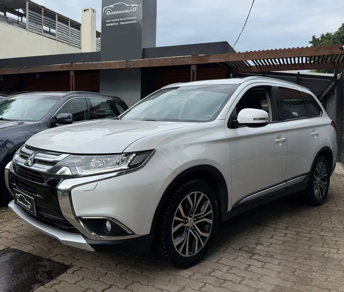 Mitsubishi Outlander 2.0 Gls At