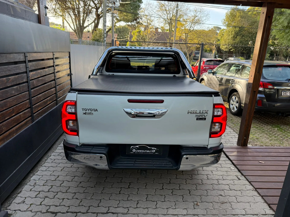 Toyota Hilux 2.8 Tdi Cd Srv Plus 4x4 At Tss - Imagen 11