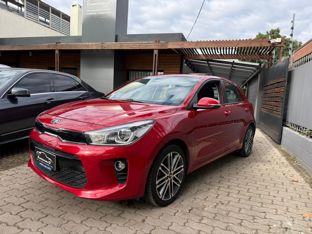 Kia Rio 1.4 Ex Plus 4p - Imagen 23