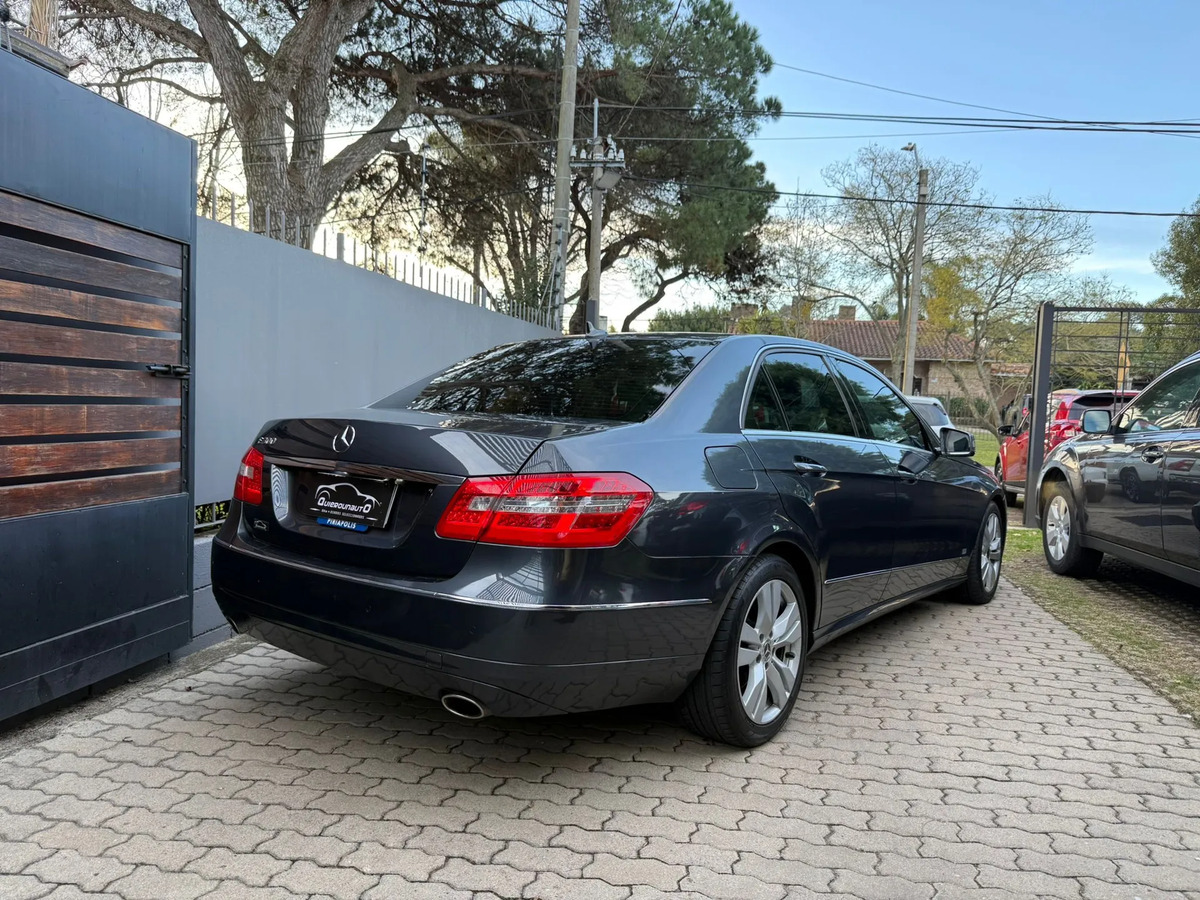 Mercedes Benz 3.0 E300 V6 231hp Avantgarde A/t - Imagen 6