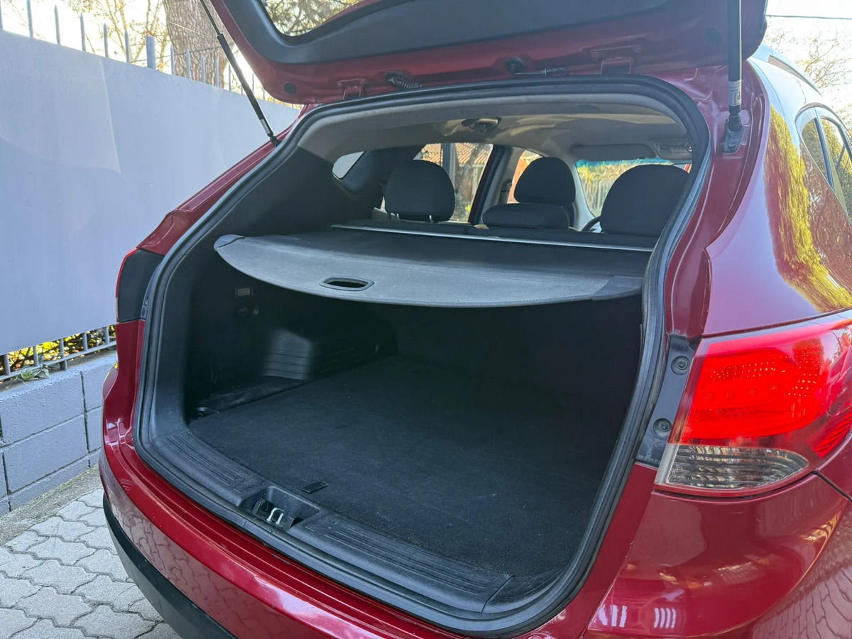 Hyundai Tucson 2.0 Gl 6at 2wd - Imagen 18