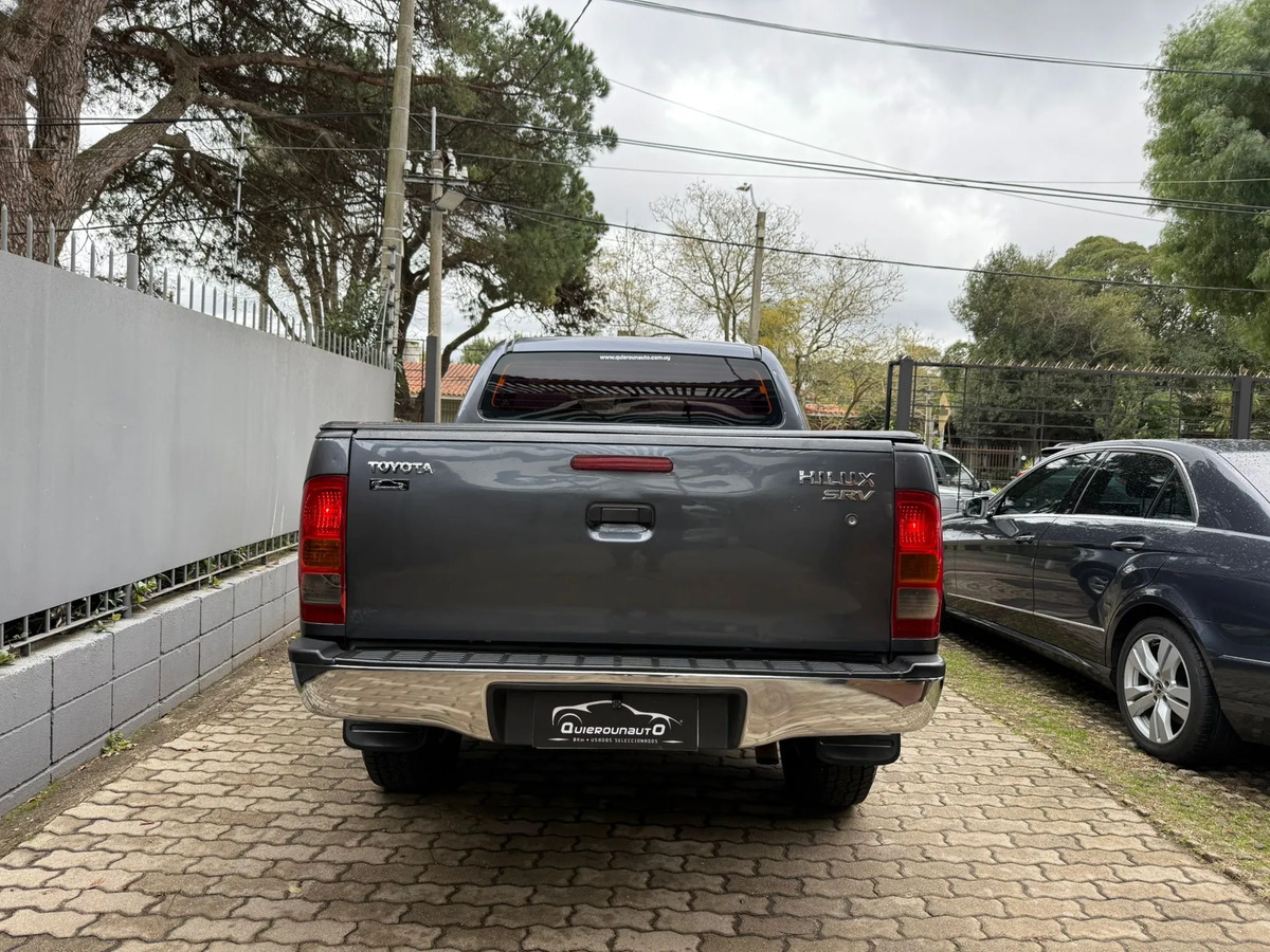 Toyota Hilux Srv 3.0 D-4d Turbo Diesel 4x2 - Imagen 5