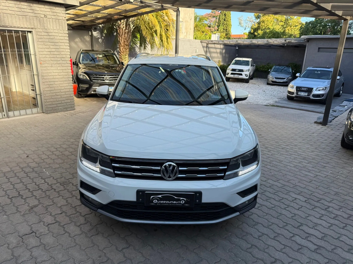 Volkswagen Tiguan 1.4 Tsi Comfortline At 7pas - Imagen 17
