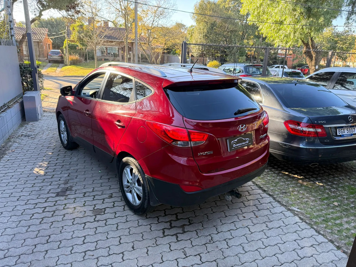 Hyundai Tucson 2.0 Gl 6at 2wd - Imagen 10