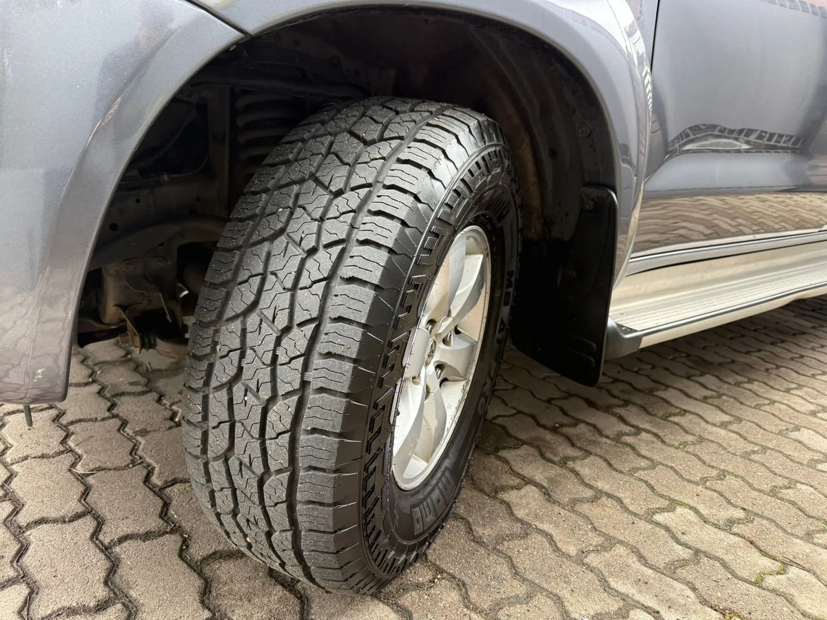 Toyota Hilux Srv 3.0 D-4d Turbo Diesel 4x2 - Imagen 21