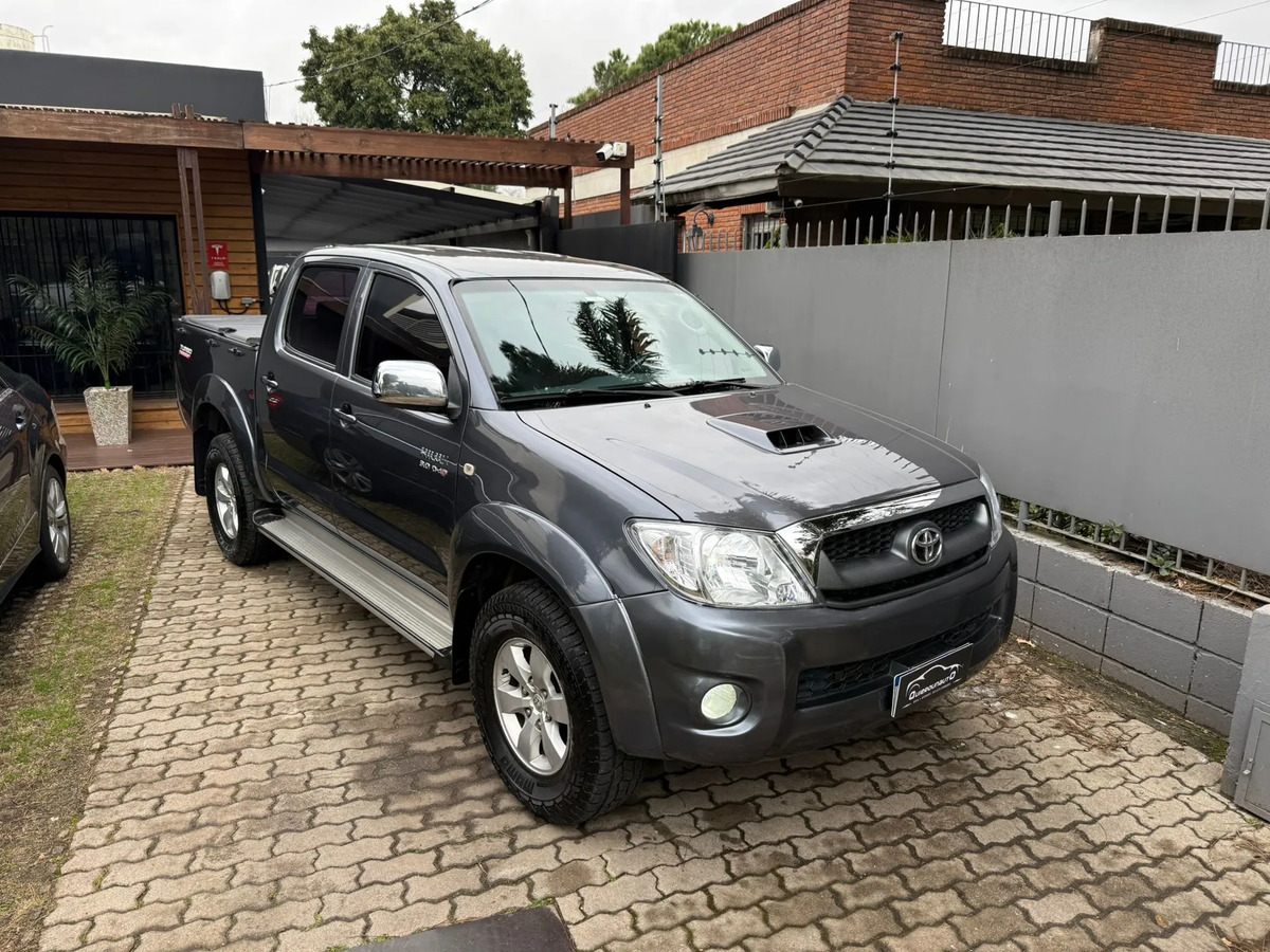 Toyota Hilux Srv 3.0 D-4d Turbo Diesel 4x2 - Imagen 9
