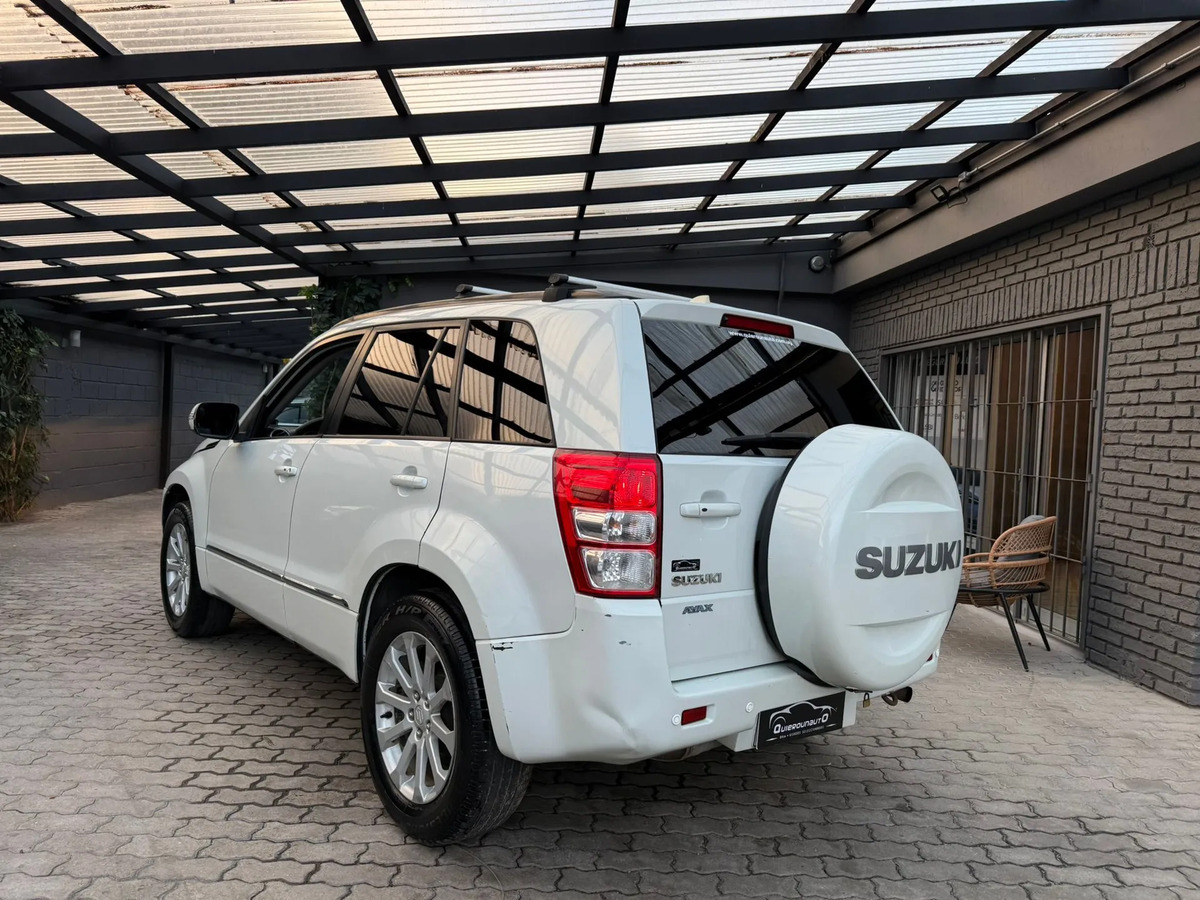 Suzuki Grand Vitara 2.4 4x4 C/techo Solar Y Butacas En Cuero - Imagen 4