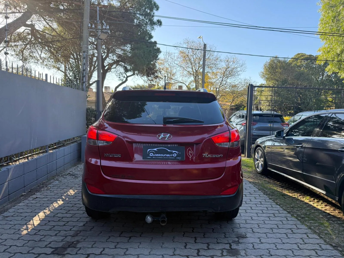 Hyundai Tucson 2.0 Gl 6at 2wd - Imagen 5
