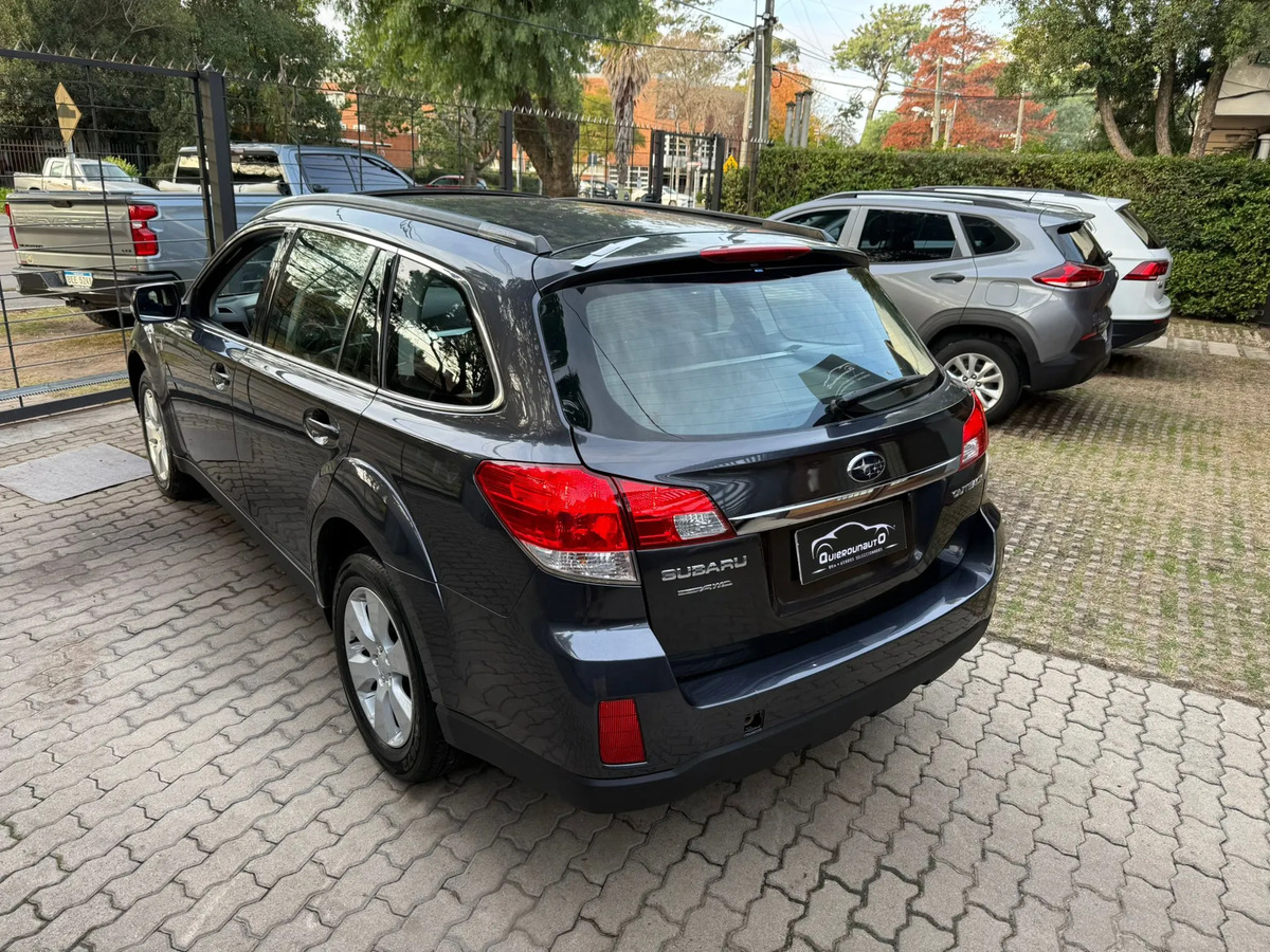 Subaru Outback 2.5 2.5 Awd Cvt Xv 173cv - Imagen 10