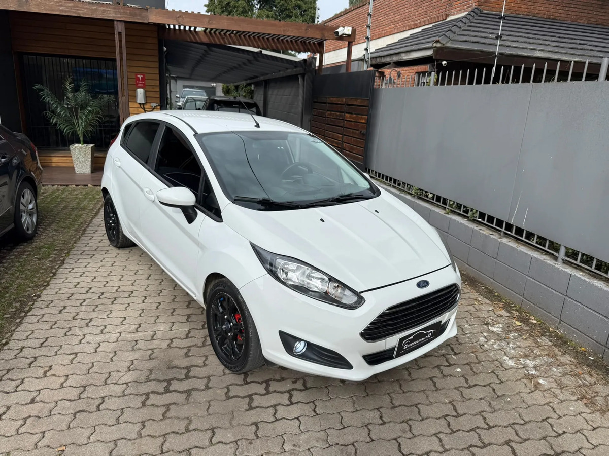 Ford Fiesta Kinetic 1.6 Se 120cv - Imagen 9