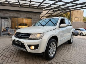 Suzuki Grand Vitara 2.4 4x4 C/techo Solar Y Butacas En Cuero